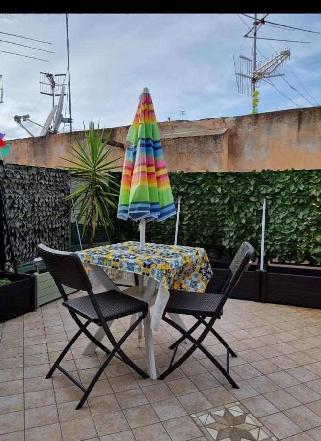 Terrazza Del Santo 2,0 - La Terrazza Nel Cuore Di Napoli Екстер'єр фото